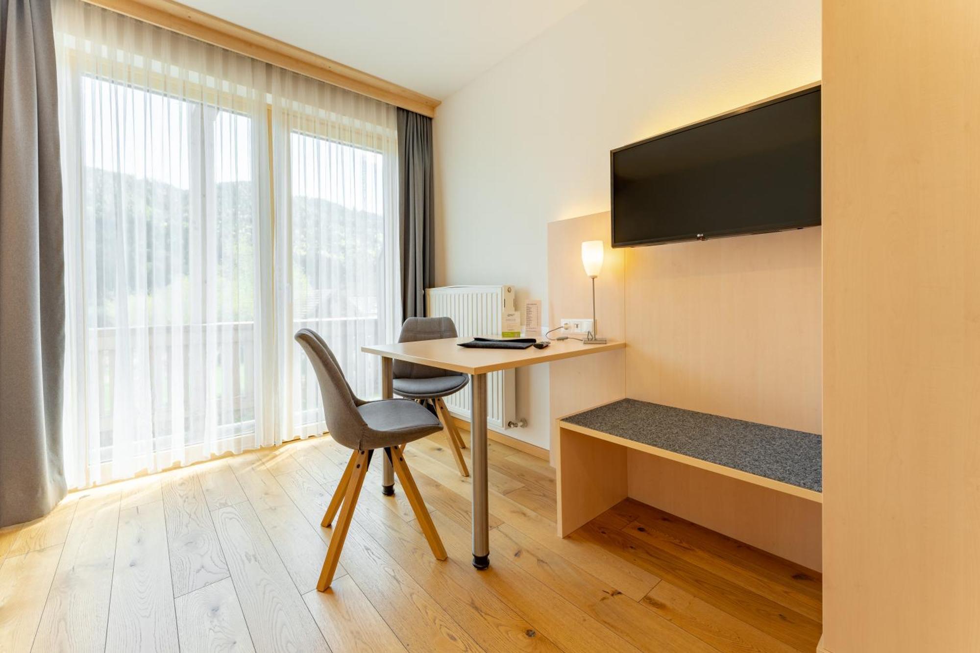 Hotel Stampferhof à Weissensee Extérieur photo