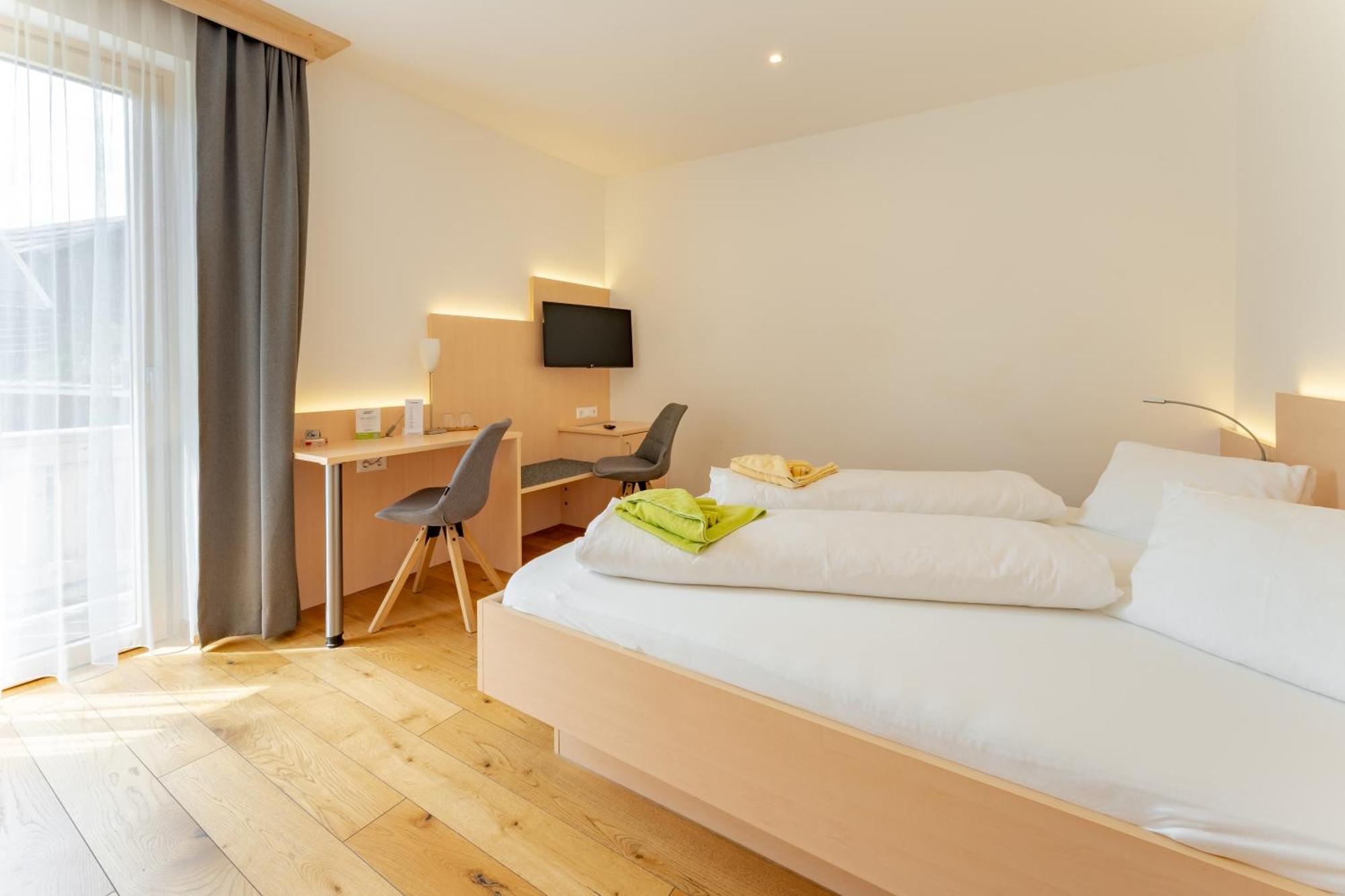 Hotel Stampferhof à Weissensee Extérieur photo