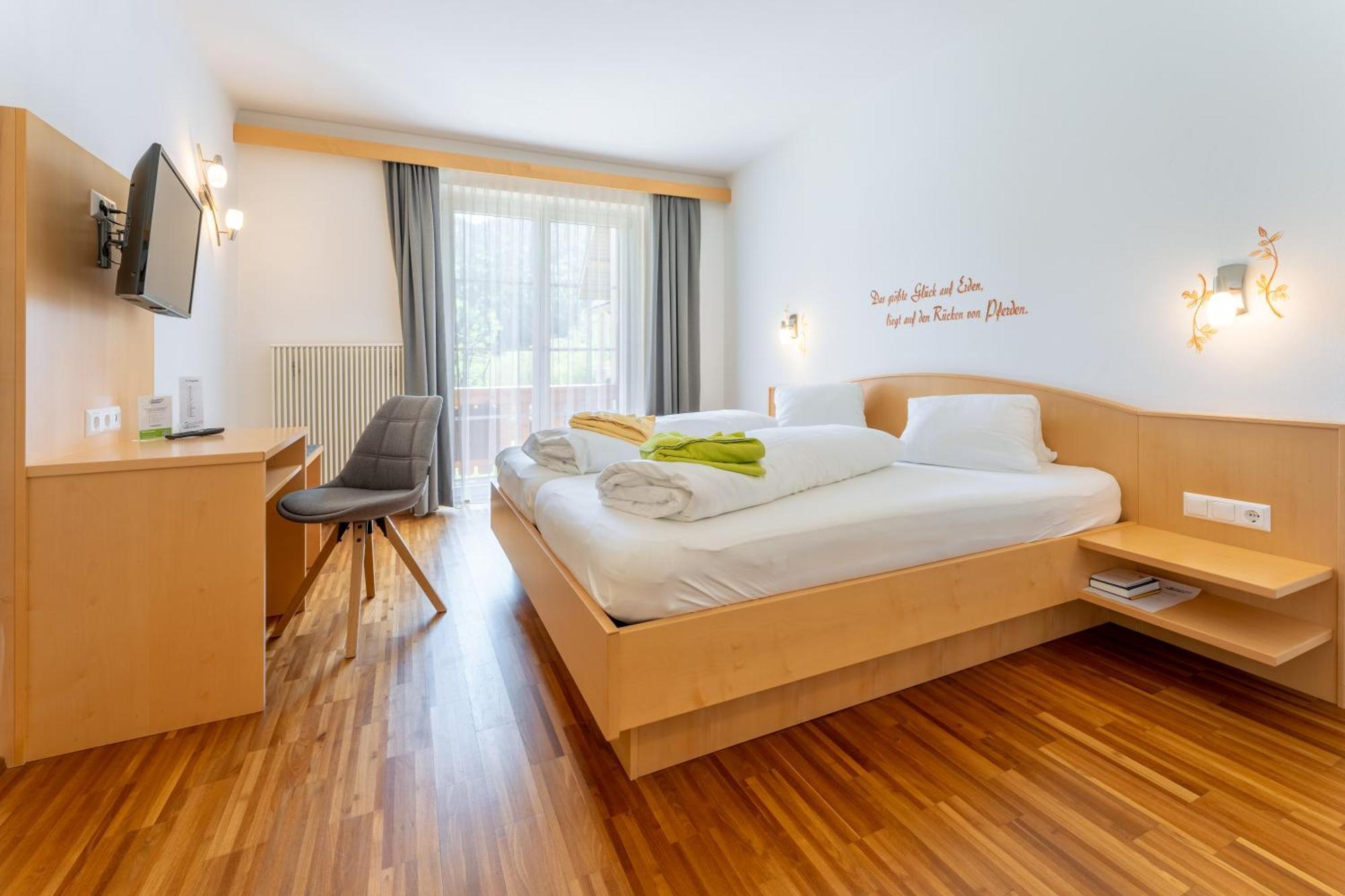 Hotel Stampferhof à Weissensee Extérieur photo