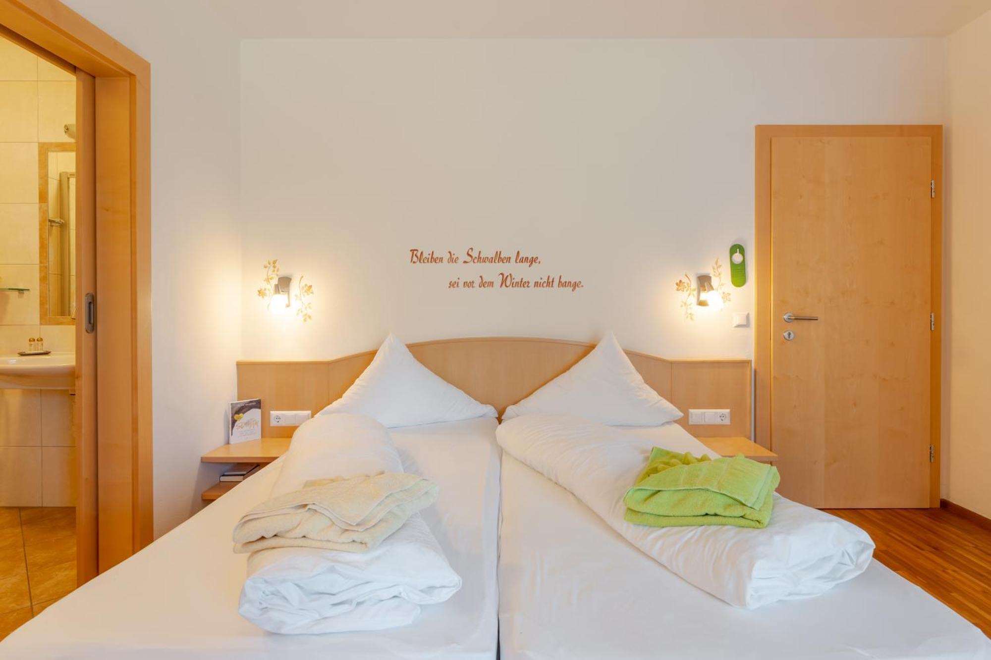 Hotel Stampferhof à Weissensee Extérieur photo